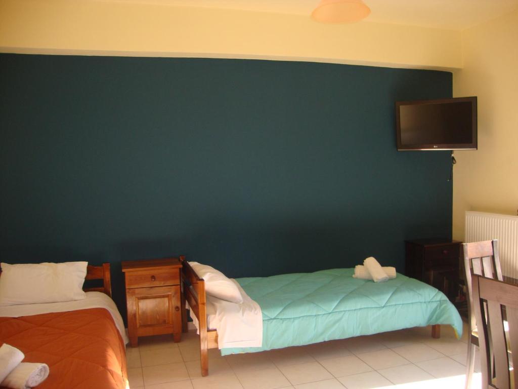 Pírgos Dhiroú Kafiona Guesthouse חדר תמונה