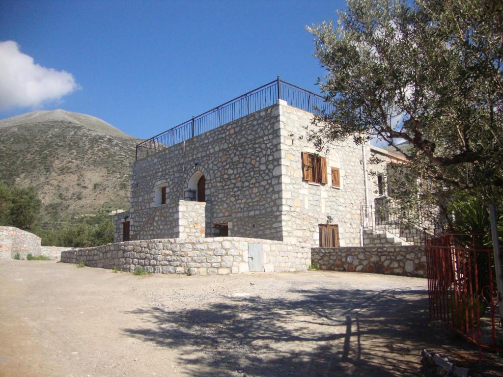 Pírgos Dhiroú Kafiona Guesthouse מראה חיצוני תמונה